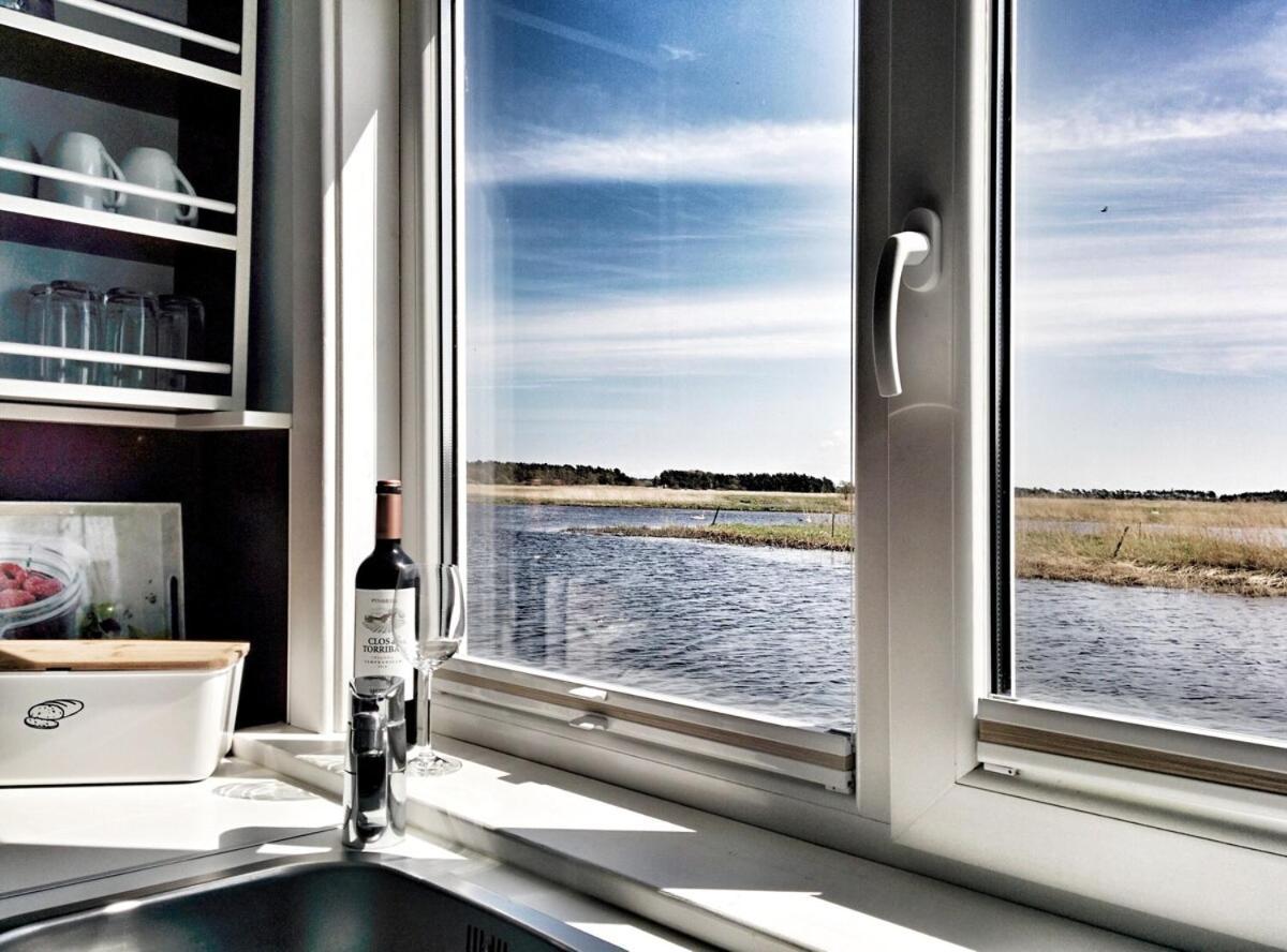 Urlauberschiff Neptun Im Ostseebad เพรโรว์ ภายนอก รูปภาพ